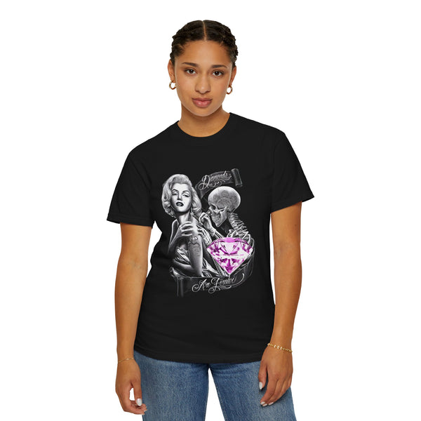 Gothic Vintage T-Shirt - Skeleton and Glamour Design, Grunge Apparel, Edgy Fashion, Perfect for Halloween, Unique Gift, Unisex Style