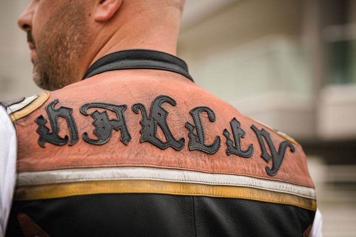 HARLEY DAVIDSON Marlboro Man Vest Leather Jacket - Male - XS - HARLEY DAVIDSON Marlboro Man Vest Leather Jacket - Tatoo Tee