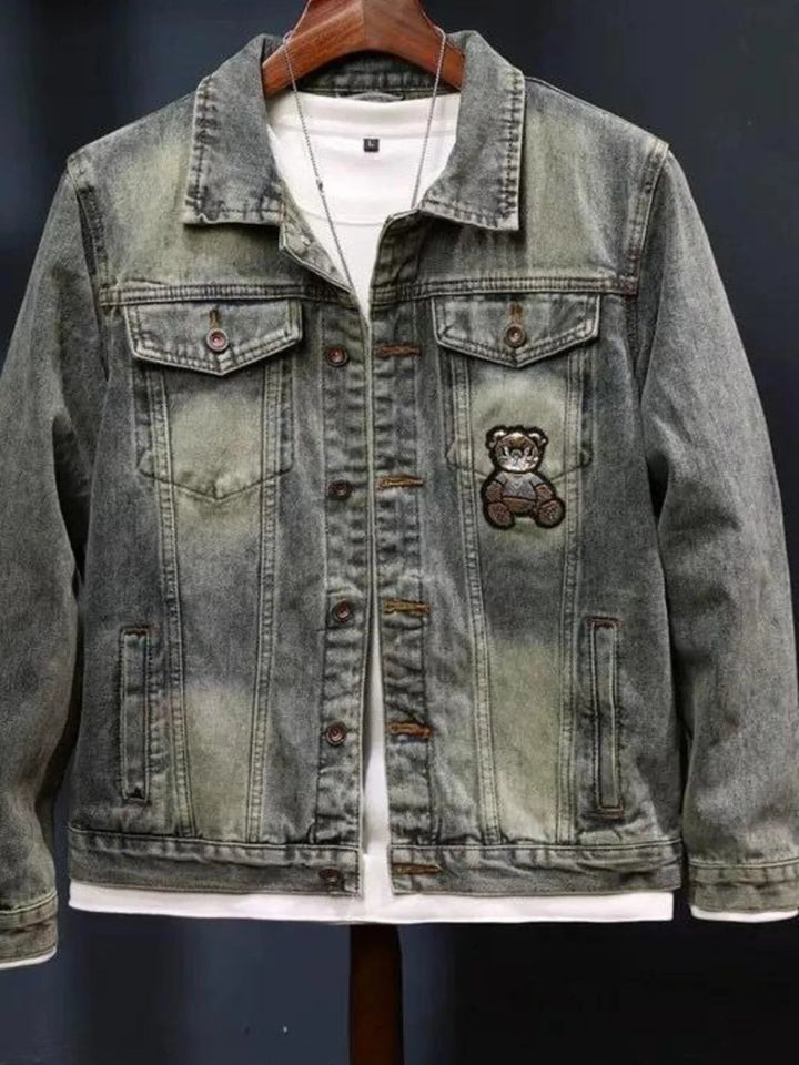 Men's Plus Size Washed Denim Jacket with Embroidered Patch - Light Blue - M - 18b19a0df94746da8c21358398900e17 - Max - Origin - Tatoo Tee