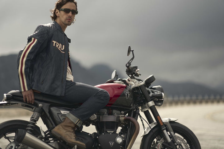 Triumph Braddan Gold Retro Air Race Black Leather Jacket - XS - Triumph Braddan Gold Retro Air Race Black Leather Jacket - Tatoo Tee